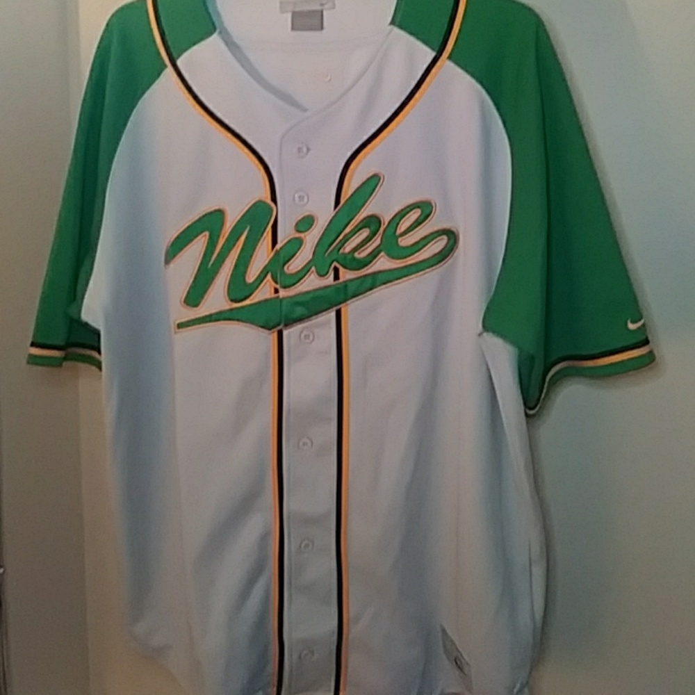 Nike Vintage Green Embroidered Jersey XXL
